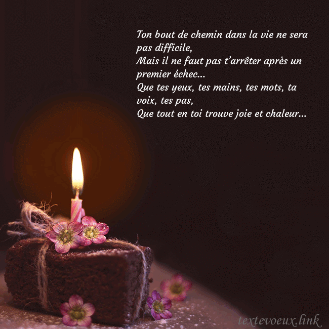 Carte animée - un gâteau avec une bougie allumée