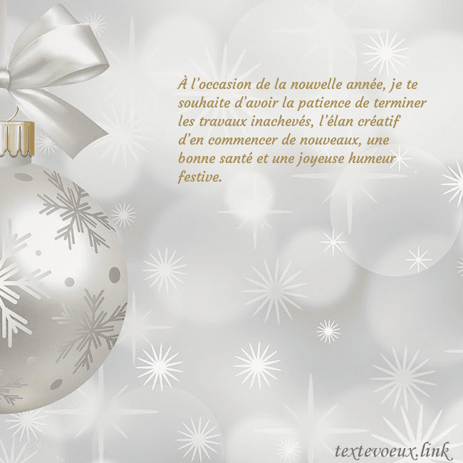 Carte postale avec un jouet de sapin de Noël en argent À l’occasion de la nouvelle année, je te souhaite Carte postale avec un jouet de sapin de Noël en argent