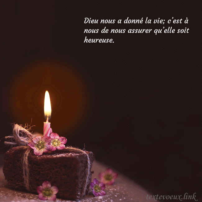 Carte animée - un gâteau avec une bougie allumée