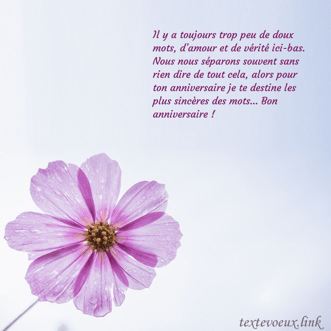 Carte électronique avec fleur violette