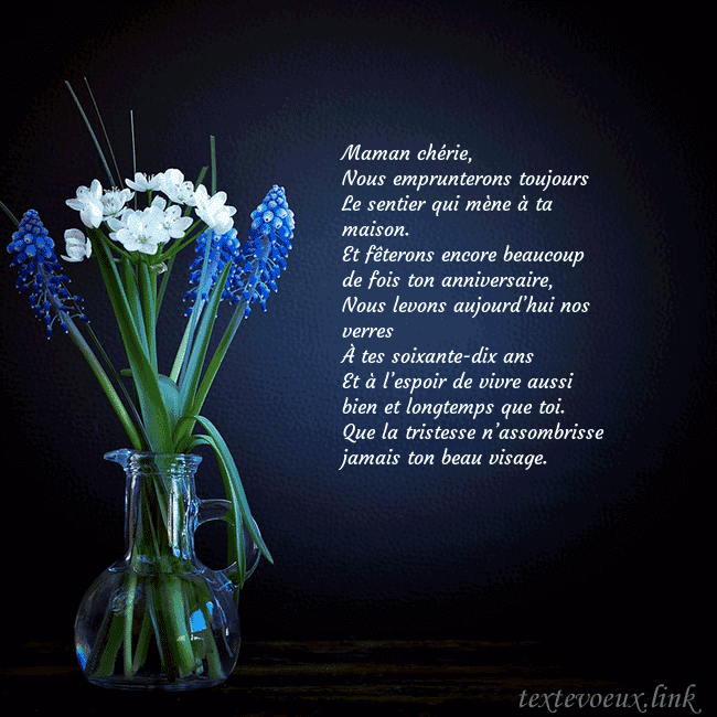 Carte de voeux avec des fleurs bleues dans un vase